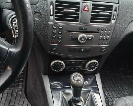 Сірий Мерседес Ц-Клас, об'ємом двигуна 2.2 л та пробігом 332 тис. км за 9200 $, фото 31 на Automoto.ua