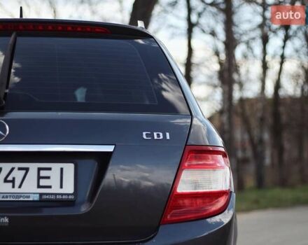 Серый Мерседес Ц-Класс, объемом двигателя 2.2 л и пробегом 250 тыс. км за 10000 $, фото 28 на Automoto.ua