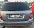 Серый Мерседес Ц-Класс, объемом двигателя 2.1 л и пробегом 260 тыс. км за 9937 $, фото 8 на Automoto.ua