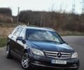 Серый Мерседес Ц-Класс, объемом двигателя 2.2 л и пробегом 250 тыс. км за 10000 $, фото 1 на Automoto.ua
