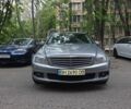Сірий Мерседес Ц-Клас, об'ємом двигуна 2.2 л та пробігом 257 тис. км за 9400 $, фото 3 на Automoto.ua