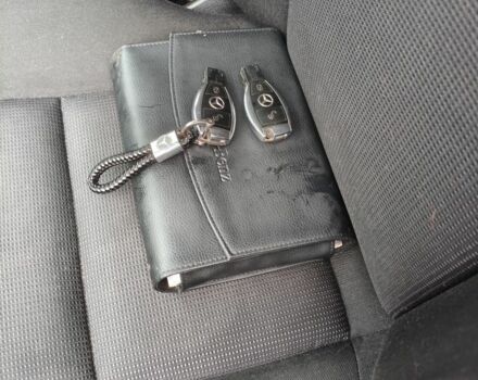 Сірий Мерседес Ц-Клас, об'ємом двигуна 2.1 л та пробігом 332 тис. км за 9200 $, фото 5 на Automoto.ua