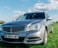 Сірий Мерседес Ц-Клас, об'ємом двигуна 2.1 л та пробігом 330 тис. км за 8900 $, фото 1 на Automoto.ua
