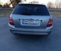 Сірий Мерседес Ц-Клас, об'ємом двигуна 3 л та пробігом 279 тис. км за 13600 $, фото 7 на Automoto.ua