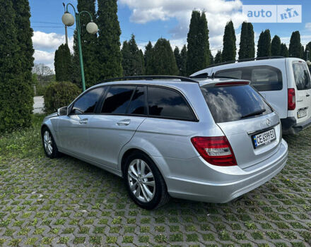 Серый Мерседес Ц-Класс, объемом двигателя 2.2 л и пробегом 350 тыс. км за 11999 $, фото 2 на Automoto.ua