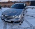Сірий Мерседес Ц-Клас, об'ємом двигуна 2.2 л та пробігом 370 тис. км за 10100 $, фото 1 на Automoto.ua