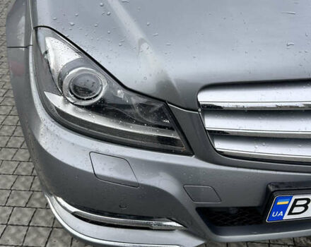 Сірий Мерседес Ц-Клас, об'ємом двигуна 2.14 л та пробігом 305 тис. км за 10400 $, фото 21 на Automoto.ua