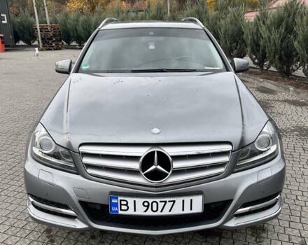 Сірий Мерседес Ц-Клас, об'ємом двигуна 2.14 л та пробігом 305 тис. км за 10400 $, фото 2 на Automoto.ua