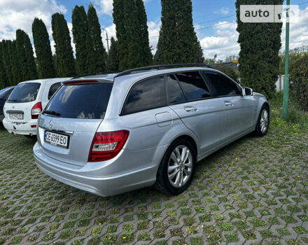 Серый Мерседес Ц-Класс, объемом двигателя 2.2 л и пробегом 350 тыс. км за 11999 $, фото 3 на Automoto.ua