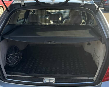 Серый Мерседес Ц-Класс, объемом двигателя 2.2 л и пробегом 276 тыс. км за 8100 $, фото 11 на Automoto.ua