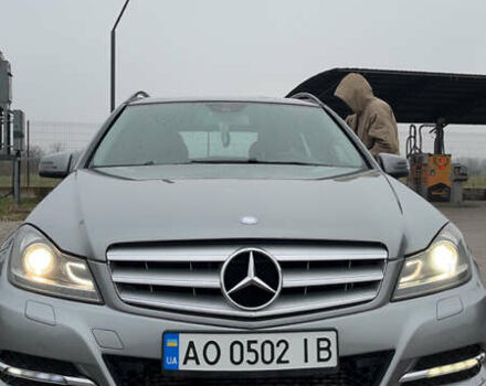 Сірий Мерседес Ц-Клас, об'ємом двигуна 2.15 л та пробігом 340 тис. км за 10900 $, фото 1 на Automoto.ua