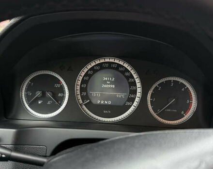 Сірий Мерседес Ц-Клас, об'ємом двигуна 2.14 л та пробігом 260 тис. км за 9200 $, фото 9 на Automoto.ua