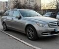 Серый Мерседес Ц-Класс, объемом двигателя 2.1 л и пробегом 260 тыс. км за 9200 $, фото 5 на Automoto.ua