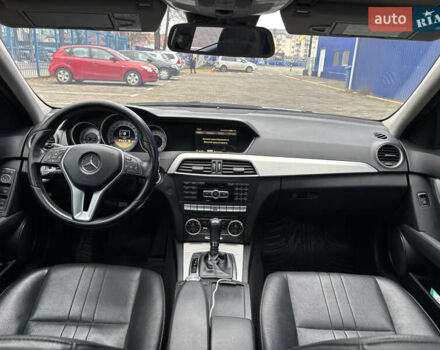 Сірий Мерседес Ц-Клас, об'ємом двигуна 2.14 л та пробігом 313 тис. км за 9950 $, фото 12 на Automoto.ua