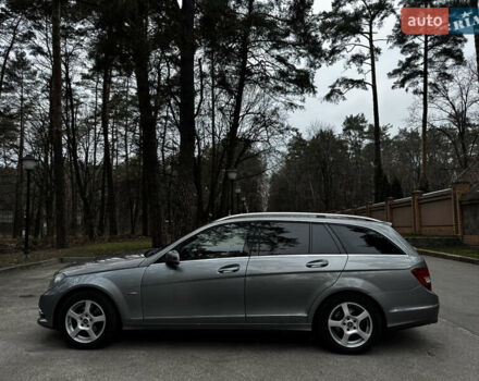 Сірий Мерседес Ц-Клас, об'ємом двигуна 2.2 л та пробігом 288 тис. км за 10800 $, фото 7 на Automoto.ua