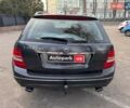 Серый Мерседес Ц-Класс, объемом двигателя 3 л и пробегом 260 тыс. км за 12590 $, фото 5 на Automoto.ua