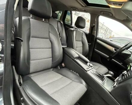 Сірий Мерседес Ц-Клас, об'ємом двигуна 2.99 л та пробігом 366 тис. км за 12700 $, фото 31 на Automoto.ua