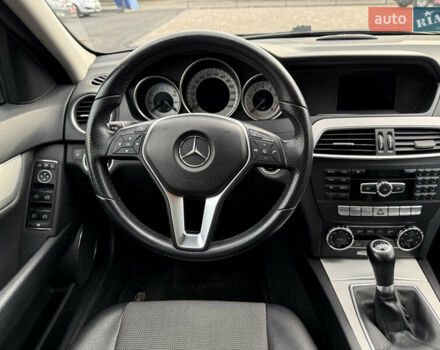 Серый Мерседес Ц-Класс, объемом двигателя 1.8 л и пробегом 317 тыс. км за 10650 $, фото 8 на Automoto.ua