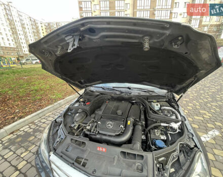 Сірий Мерседес Ц-Клас, об'ємом двигуна 1.8 л та пробігом 317 тис. км за 10500 $, фото 20 на Automoto.ua