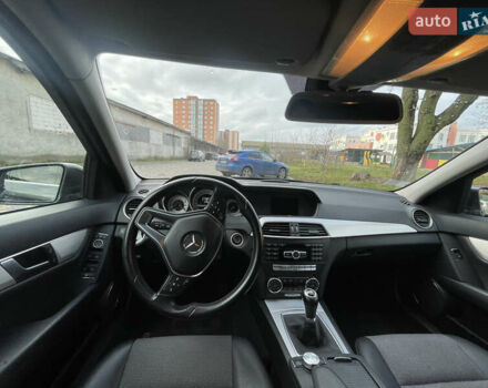 Сірий Мерседес Ц-Клас, об'ємом двигуна 1.8 л та пробігом 317 тис. км за 10500 $, фото 18 на Automoto.ua