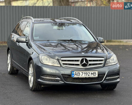 Серый Мерседес Ц-Класс, объемом двигателя 1.8 л и пробегом 317 тыс. км за 10650 $, фото 4 на Automoto.ua