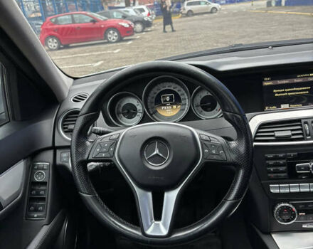 Сірий Мерседес Ц-Клас, об'ємом двигуна 2.14 л та пробігом 313 тис. км за 9950 $, фото 13 на Automoto.ua