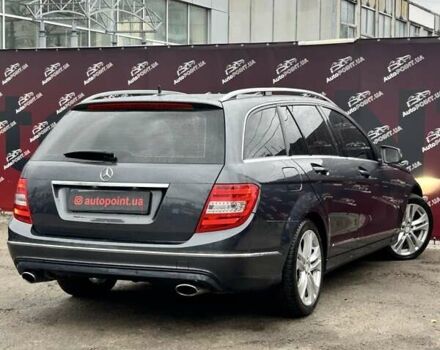 Сірий Мерседес Ц-Клас, об'ємом двигуна 2.99 л та пробігом 366 тис. км за 12700 $, фото 6 на Automoto.ua