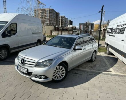 Сірий Мерседес Ц-Клас, об'ємом двигуна 2.1 л та пробігом 306 тис. км за 9500 $, фото 14 на Automoto.ua