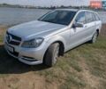 Сірий Мерседес Ц-Клас, об'ємом двигуна 2.14 л та пробігом 319 тис. км за 11000 $, фото 1 на Automoto.ua