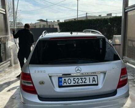 Сірий Мерседес Ц-Клас, об'ємом двигуна 2.1 л та пробігом 306 тис. км за 9500 $, фото 2 на Automoto.ua