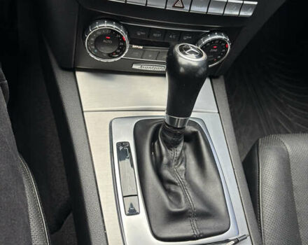 Сірий Мерседес Ц-Клас, об'ємом двигуна 2.14 л та пробігом 313 тис. км за 9950 $, фото 31 на Automoto.ua