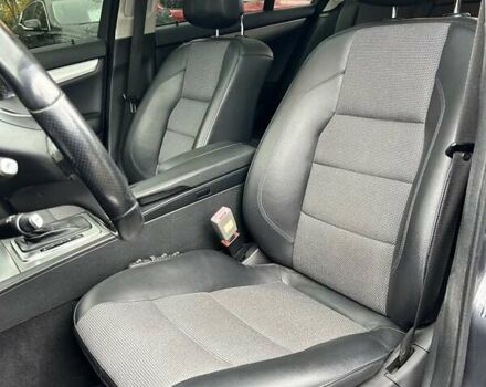 Сірий Мерседес Ц-Клас, об'ємом двигуна 2.99 л та пробігом 366 тис. км за 12700 $, фото 24 на Automoto.ua