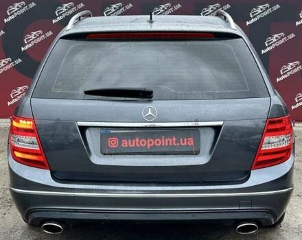 Сірий Мерседес Ц-Клас, об'ємом двигуна 2.99 л та пробігом 366 тис. км за 12700 $, фото 8 на Automoto.ua