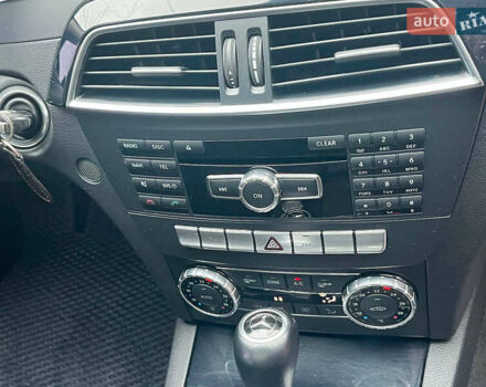 Серый Мерседес Ц-Класс, объемом двигателя 2.2 л и пробегом 208 тыс. км за 12890 $, фото 18 на Automoto.ua