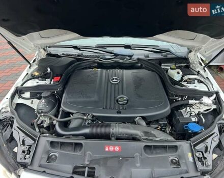 Серый Мерседес Ц-Класс, объемом двигателя 2.15 л и пробегом 265 тыс. км за 13500 $, фото 24 на Automoto.ua