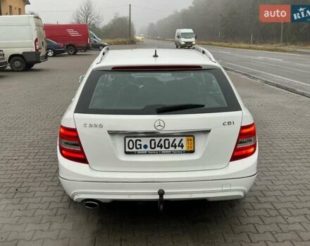 Серый Мерседес Ц-Класс, объемом двигателя 2.15 л и пробегом 265 тыс. км за 13500 $, фото 5 на Automoto.ua