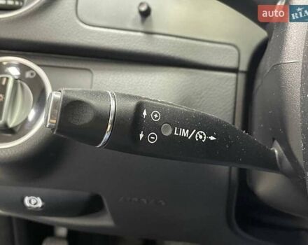 Серый Мерседес Ц-Класс, объемом двигателя 2.14 л и пробегом 306 тыс. км за 10490 $, фото 23 на Automoto.ua