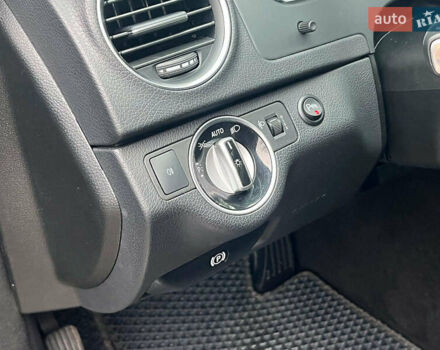 Серый Мерседес Ц-Класс, объемом двигателя 2.2 л и пробегом 208 тыс. км за 12890 $, фото 30 на Automoto.ua