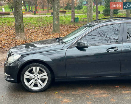 Серый Мерседес Ц-Класс, объемом двигателя 2.2 л и пробегом 208 тыс. км за 12890 $, фото 5 на Automoto.ua