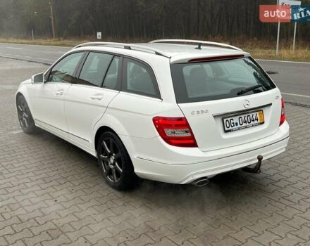 Серый Мерседес Ц-Класс, объемом двигателя 2.15 л и пробегом 265 тыс. км за 13500 $, фото 8 на Automoto.ua