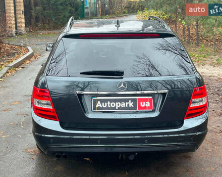 Серый Мерседес Ц-Класс, объемом двигателя 2.2 л и пробегом 208 тыс. км за 12890 $, фото 8 на Automoto.ua