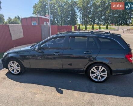 Серый Мерседес Ц-Класс, объемом двигателя 2.14 л и пробегом 210 тыс. км за 13000 $, фото 4 на Automoto.ua