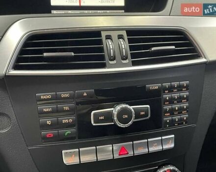 Серый Мерседес Ц-Класс, объемом двигателя 2.14 л и пробегом 306 тыс. км за 10490 $, фото 30 на Automoto.ua