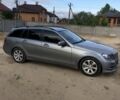 Серый Мерседес Ц-Класс, объемом двигателя 2.2 л и пробегом 186 тыс. км за 11500 $, фото 2 на Automoto.ua