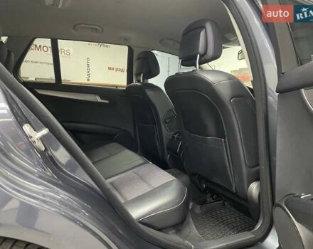 Серый Мерседес Ц-Класс, объемом двигателя 2.14 л и пробегом 306 тыс. км за 10490 $, фото 36 на Automoto.ua