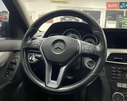 Сірий Мерседес Ц-Клас, об'ємом двигуна 2.14 л та пробігом 306 тис. км за 10490 $, фото 28 на Automoto.ua