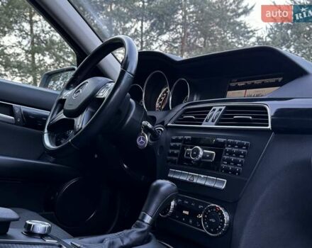 Сірий Мерседес Ц-Клас, об'ємом двигуна 2.2 л та пробігом 250 тис. км за 12850 $, фото 83 на Automoto.ua