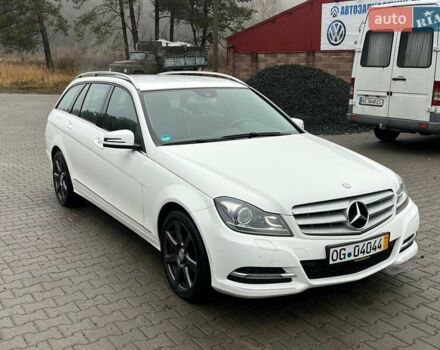 Серый Мерседес Ц-Класс, объемом двигателя 2.15 л и пробегом 265 тыс. км за 13500 $, фото 9 на Automoto.ua