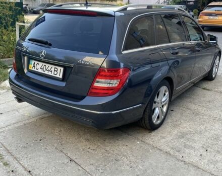 Серый Мерседес Ц-Класс, объемом двигателя 2.1 л и пробегом 220 тыс. км за 14900 $, фото 15 на Automoto.ua