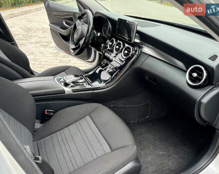 Серый Мерседес Ц-Класс, объемом двигателя 1.6 л и пробегом 265 тыс. км за 13900 $, фото 27 на Automoto.ua